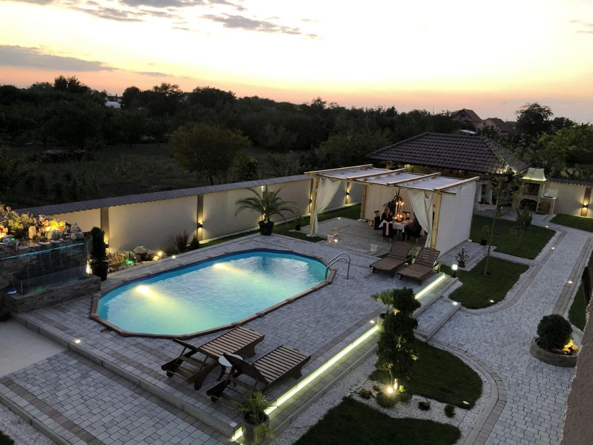 Kovac Residence 兹雷尼亚宁 外观 照片